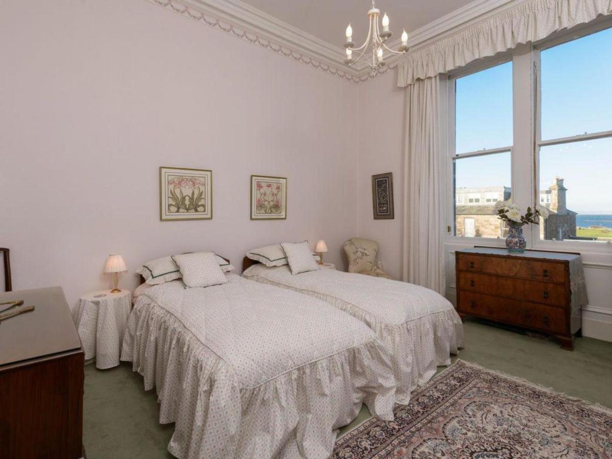 Benholm -Stunning 3-Bed Apartment In 노스베릭 외부 사진